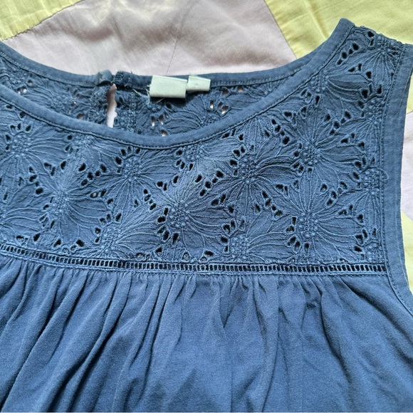 GAP Babydoll Top - Picture 2 of 5